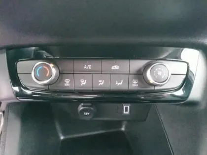 Photo 13 Opel Corsa  1.2 Turbo 100ch Edition