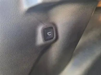 Photo 8 Jeep Compass  1.5 Turbo T4 130ch MHEV Summit 4x2 BVR7