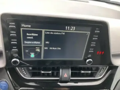 Photo 13 Toyota C-HR  1.8 Hybride 122ch Collection E-CVT