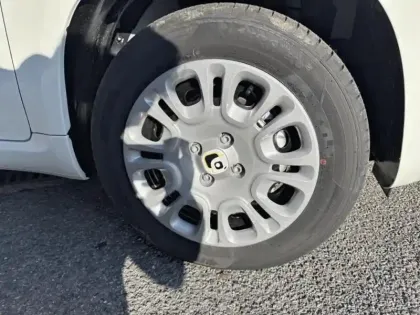 Photo 10 Fiat Panda  Classic 1.0 70ch BSG S&S Icône Step 2