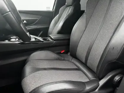 Photo 8 Peugeot 5008  1.5 BlueHDi 130ch S&S Allure Pack EAT8