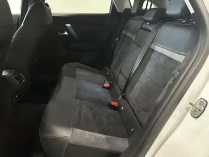 Photo 8 Citroën C4  Moteur électrique 136ch (100 kW) Shine Pack Automatique