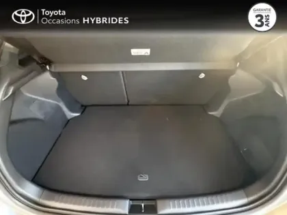 Photo 10 Toyota Yaris  116h Collection MC24