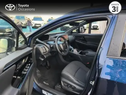 Photo 10 Toyota Bz4x  204ch 11kW Origin