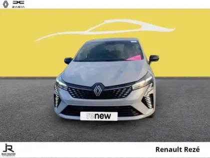 Photo 8 Renault Clio  1.6 E-Tech 145ch full hybrid Techno - 24