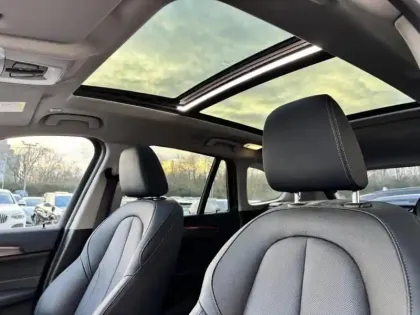 Photo 8 BMW X1  sDrive18iA 136ch xLine DKG7