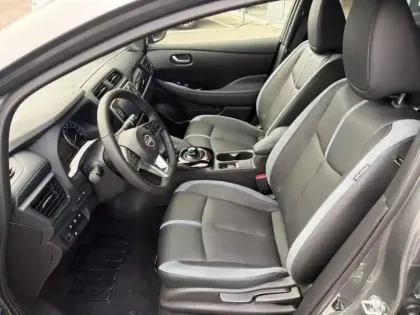 Photo 8 Nissan Leaf  150ch 40kWh Tekna 22