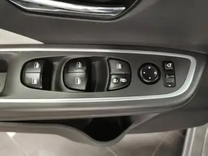 Photo 13 Nissan Micra  1.0 IG-T 92ch Made in France 2021.5