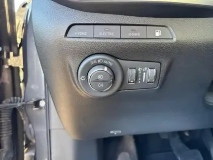 Photo 14 Jeep Compass  1.3 Turbo T4 190ch PHEV 4xe Limited AT6 eAWD