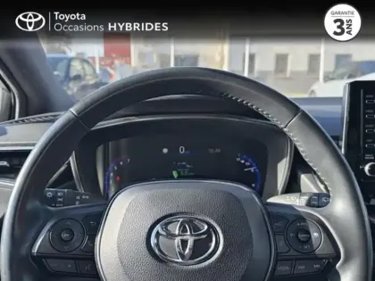 Photo 12 Toyota Corolla  Touring Spt 122h Design Navigation Touch & Go