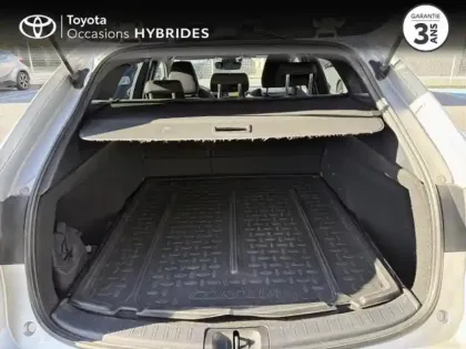 Photo 9 Toyota Corolla  Touring Spt 122h Design Navigation Touch & Go