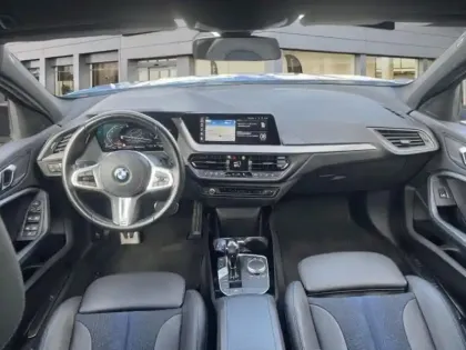 Photo 8 BMW Serie 1 Série 1 120dA 190ch M Sport