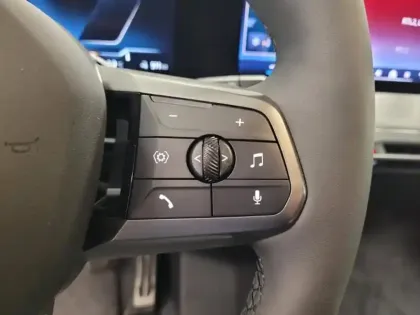 Photo 13 BMW Ix  xDrive45 408ch M Sport