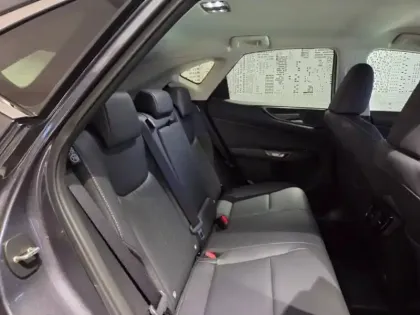 Photo 12 Lexus Nx  450h+ 292ch Luxe 4WD MY26