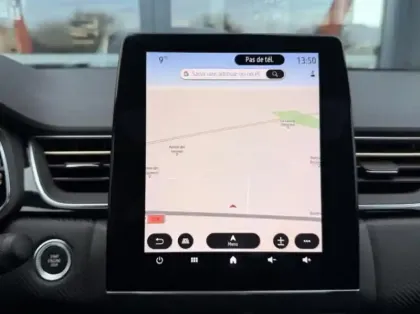 Photo 10 Renault Captur  1.6 E-Tech hybride 145ch Engineered