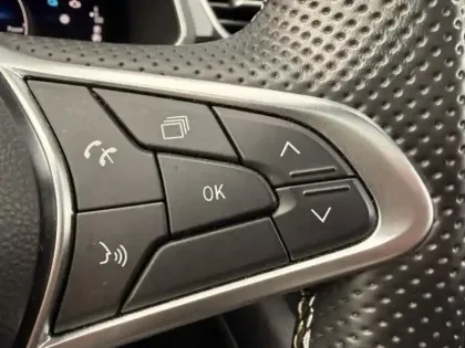 Photo 14 Renault Captur  1.6 E-Tech hybride 145ch Engineered