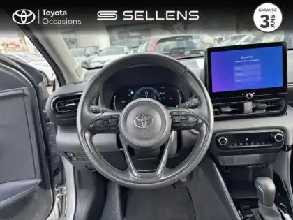 Photo 8 Toyota Yaris  116h Design 5p MC24