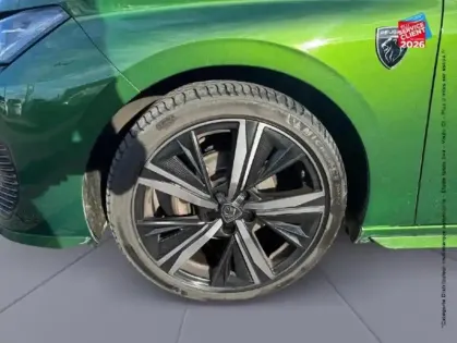 Photo 9 Peugeot 308  1.2 PureTech 130ch S/S GT Pack EAT8 Sieges chauf Volant chauf GPS Camera Carplay Focal