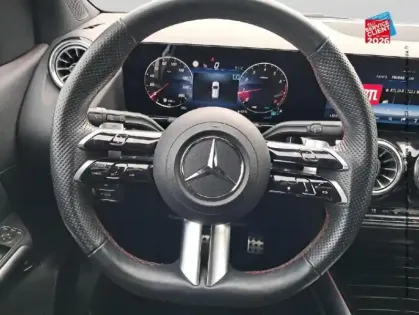 Photo 11 Mercedes Classe B  180 136ch AMG Line 7G-DCT Tpano GPS Camera