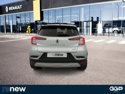 Photo 8 Renault Captur  1.6 E-Tech hybride 145ch Intens -21