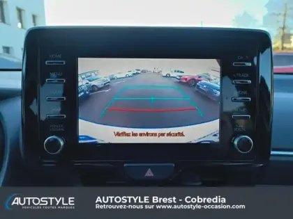 Photo 5 Toyota Yaris  116h Design 5p