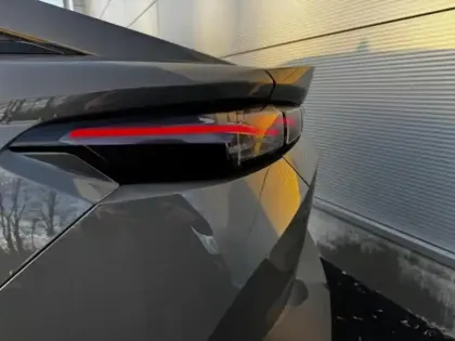 Photo 5 Peugeot 408  PHEV 225ch GT e-EAT8