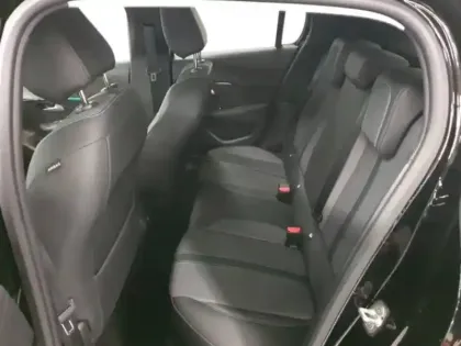 Photo 13 Peugeot 208  e- 136ch Allure Pack