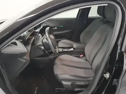 Photo 11 Peugeot 208  e- 136ch Allure Pack