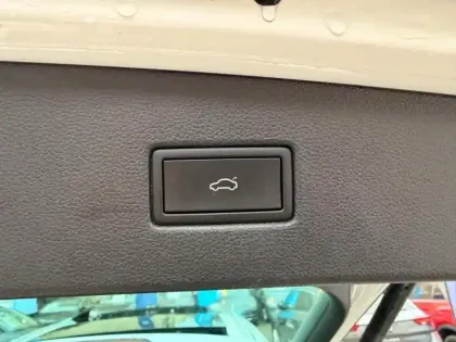 Photo 9 Volkswagen Tiguan  1.5 TSI 150ch Elegance DSG7