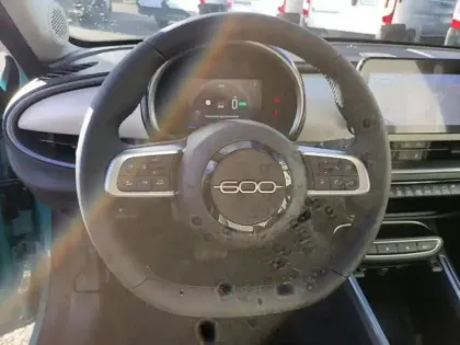 Photo 8 Fiat 600  1.2 Hybrid 136ch La Prima DCT6