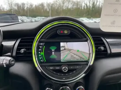 Photo 10 Mini Mini  Cooper SE 184ch Yours BVA