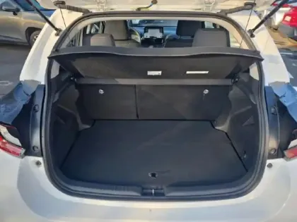 Photo 14 Toyota Yaris  116h Dynamic 5p MY22