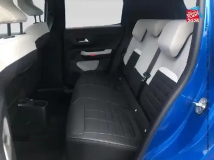 Photo 10 Citroën C3  1.2 Turbo 100ch MAX