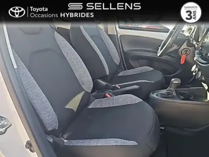 Photo 5 Toyota Aygo  X 1.0 VVT-i 72ch Dynamic S-CVT