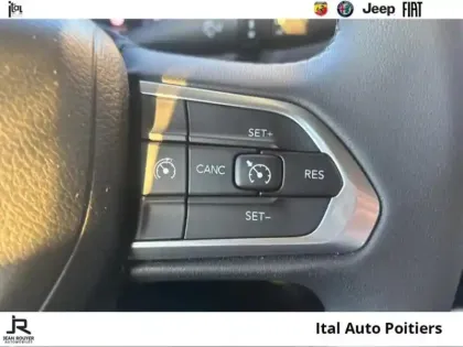 Photo 14 Jeep Renegade  1.5 Turbo T4 130ch MHEV Altitude BVR7