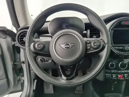 Photo 24 Mini Mini  Cooper 136ch  Edition Greenwich BVA7
