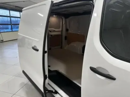 Photo 9 Citroën Jumpy  Fg M 2.0 BlueHDi 145ch Pack Premium Connect