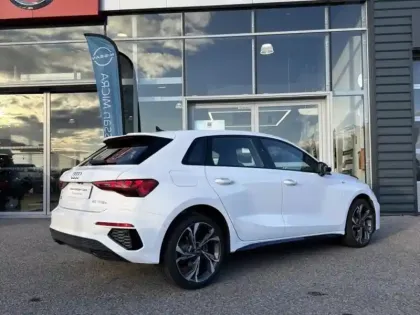 Photo 7 Audi A3  Sportback 40 TFSI e 204ch S line S tronic 6