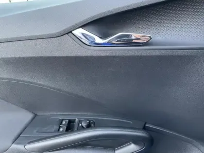 Photo 14 Skoda Fabia  1.0 MPI 65ch Active