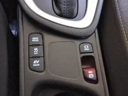 Photo 26 Toyota Yaris  Hybride 116h