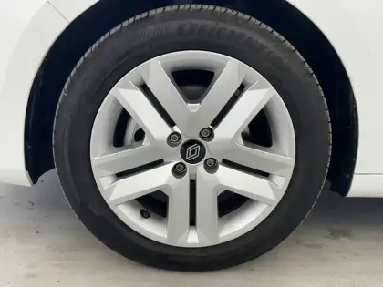 Photo 72 Renault Clio  Blue dCi 100 ch GSR2