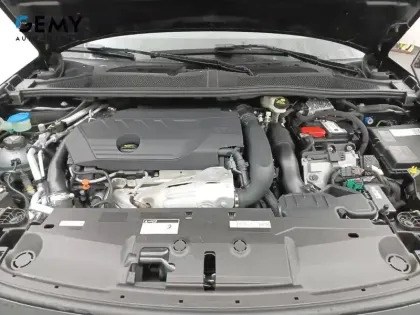 Photo 34 Peugeot 308 Gén. III Ph1 GT 5