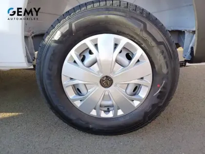 Photo 10 Peugeot Boxer  FGN TOLE 3.5 T L2H2 MAXI 140 S&S BVM6