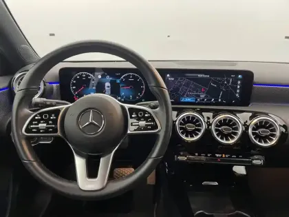 Photo 21 Mercedes Classe A  200 d 8G-DCT