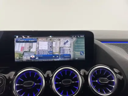 Photo 101 Mercedes GLA  200 d 8G-DCT