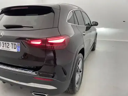 Photo 80 Mercedes GLA  200 d 8G-DCT