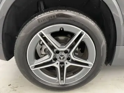 Photo 35 Mercedes GLA  200 d 8G-DCT