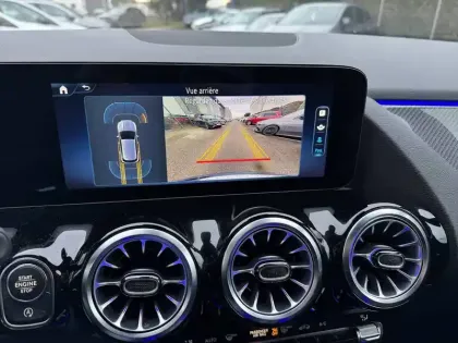 Photo 11 Mercedes GLA  200 d 8G-DCT