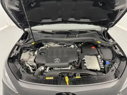 Photo 68 Mercedes GLA  200 d 8G-DCT