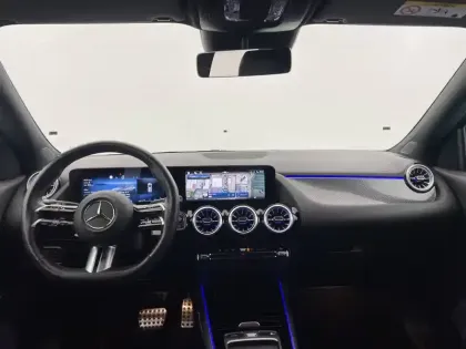 Photo 46 Mercedes GLA  200 d 8G-DCT